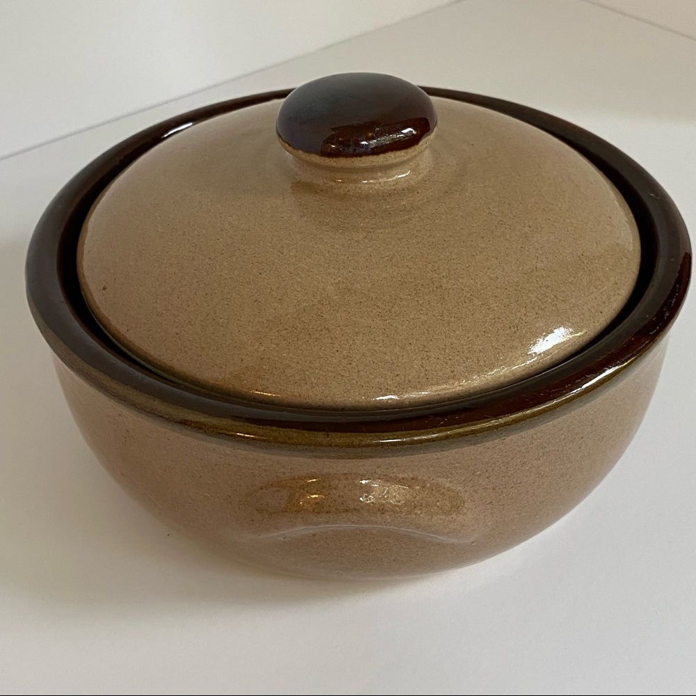 Louisville Stoneware Small casserole bowl With Lid vintage brown beige pottery